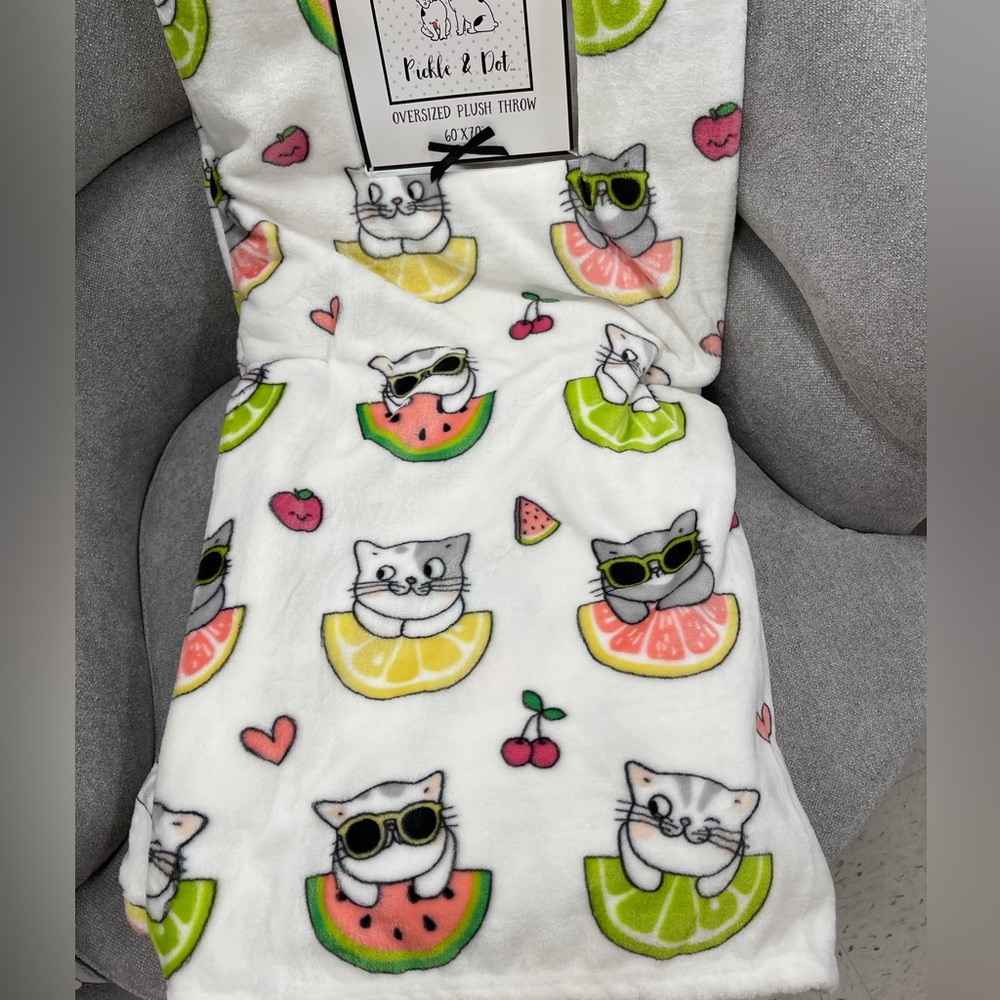 Summer Cats & Fruits Watermelon, Cherries, Citrus Plush Throw blanket 60x70 NWT